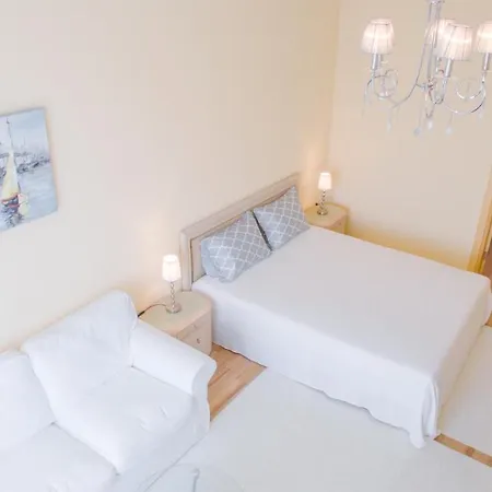 Apartprestige.com *